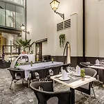 Reina Cristina Hotel