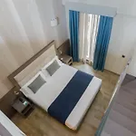 Reina Cristina 4*