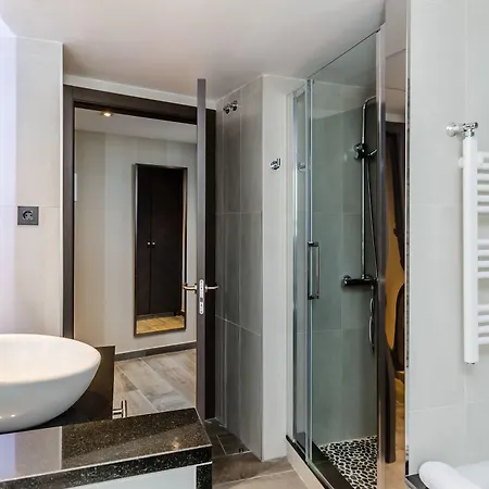 Reina Cristina Hotel 4*