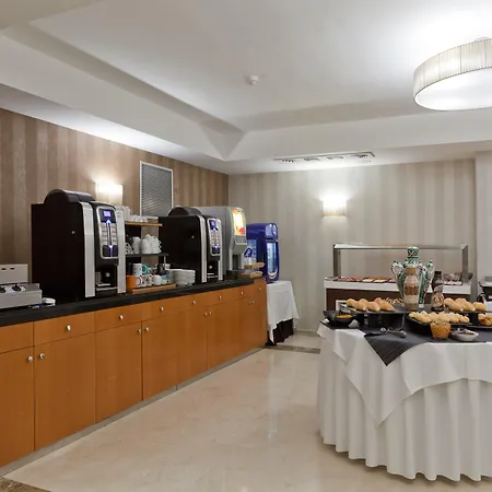 Hotel Reina Cristina