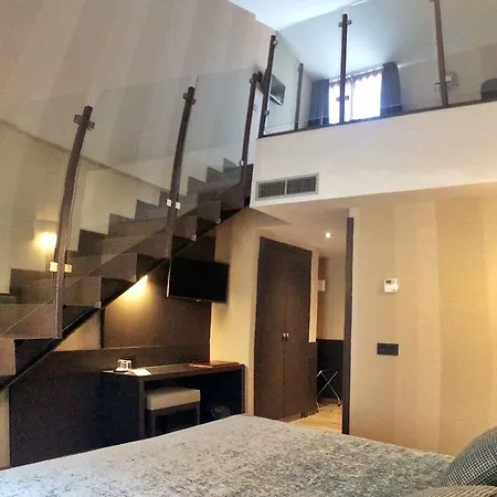 Reina Cristina Hotel