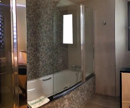 Reina Cristina 4*