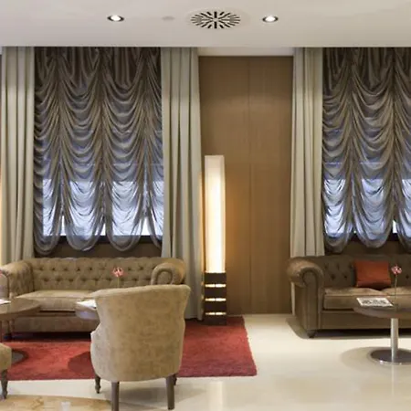 Szálloda Reina Cristina