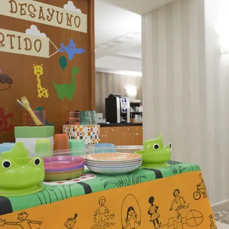 Reina Cristina Hotel