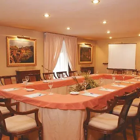 Reina Cristina 4*