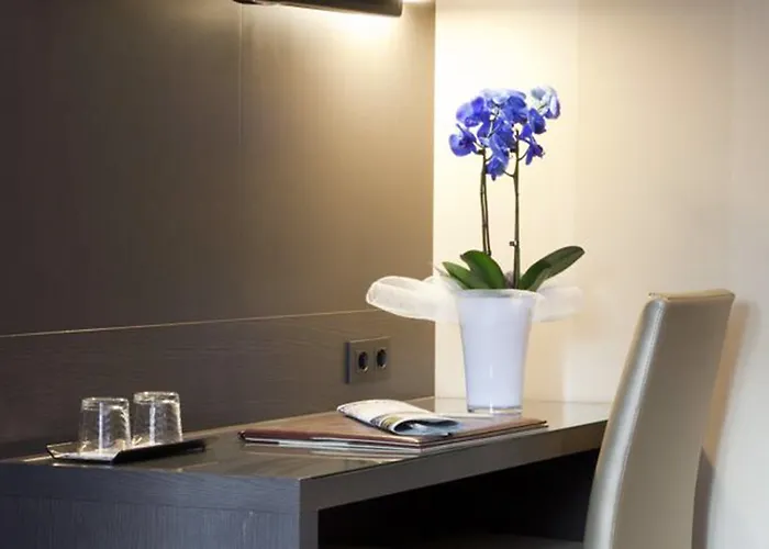 Reina Cristina 4* テルエル