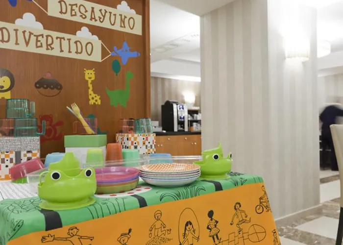 Reina Cristina Hotel