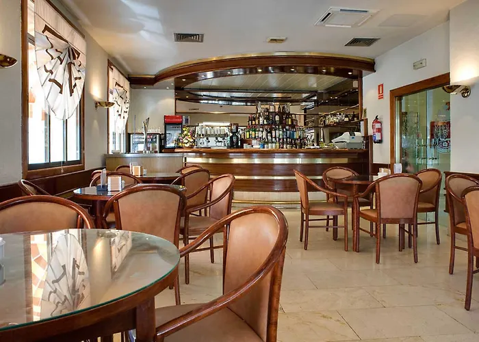 Reina Cristina Hotel